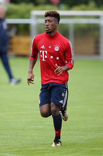 Die Bilder vom zweiten öffentlichen Training des FC Bayern.