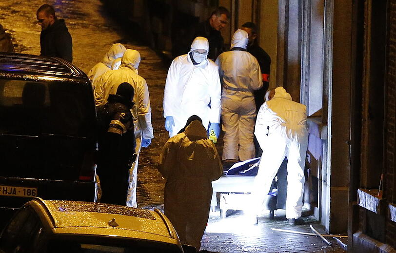 Bilder aus Verviers: Bei einem Anti-Terroreinsatz kamen am Donnerstagabend zwei Menschen ums Leben.