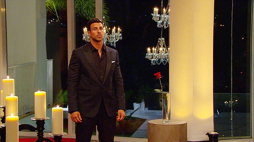 Der Bachelor muss scharf nachdenken.