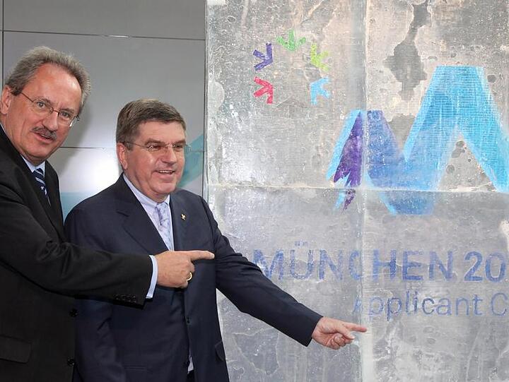 OB Christian Ude (l.) und Dosb-Boss Thomas Bach wollen Olympia in München. Nun müssen sie aber viel Geld auftreiben.