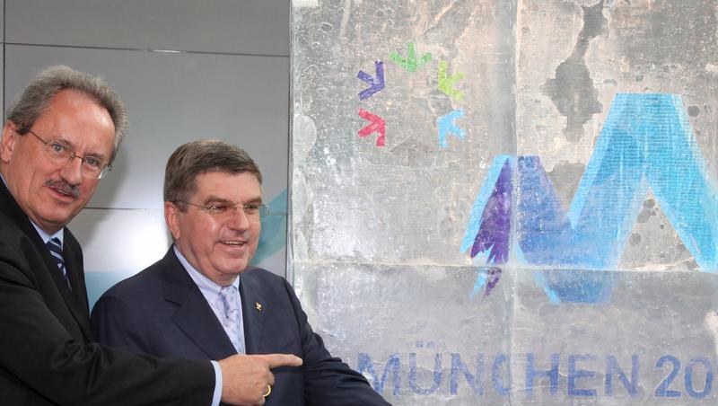 OB Christian Ude (l.) und Dosb-Boss Thomas Bach wollen Olympia in München. Nun müssen sie aber viel Geld auftreiben. OB Christian Ude (l.) und Dosb-Boss Thomas Bach wollen Olympia in München. Nun müssen sie aber viel Geld auftreiben.