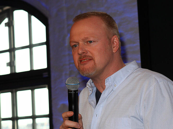 Stefan Raab moderiert jährlich den Song Contest in Deutschland