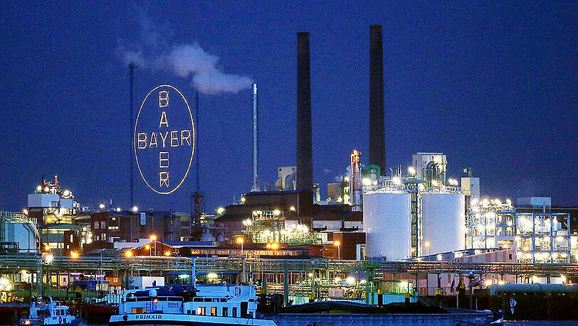 Bayer-Werk in Leverkusen: Für rund eine halbe Million Chemie-Beschäftigte beginnen die Tarifverhandlungen. Bayer-Werk in Leverkusen: Für rund eine halbe Million Chemie-Beschäftigte beginnen die Tarifverhandlungen.
