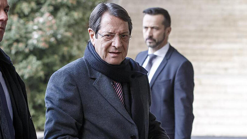 Der griechische Vertreter Zyperns, Nicos Anastasiades, bei den Verhandlungen in Genf. Der griechische Vertreter Zyperns, Nicos Anastasiades, bei den Verhandlungen in Genf.