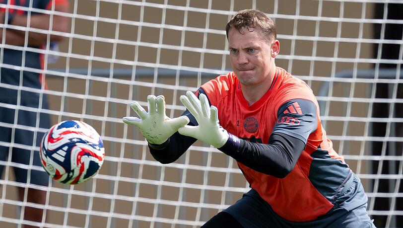 Manuel Neuer beim Torwarttraining vor der Club-WM.