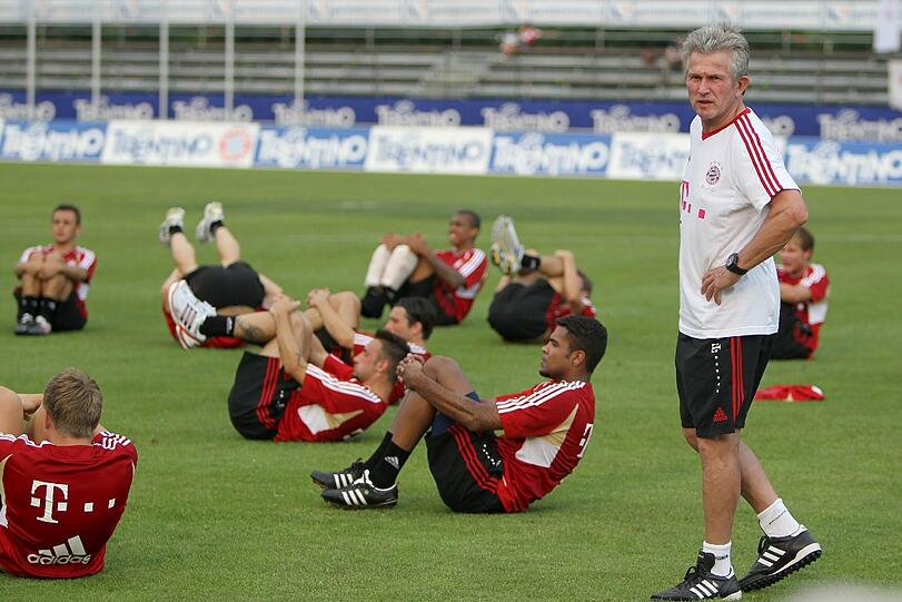 Ribéry ist wieder dabei, Lahm und Heynckes schreiben Autogramme, Neuer hechtet nach dem Ball: Bilder aus dem Trainingslager der Bayern am Gardasee