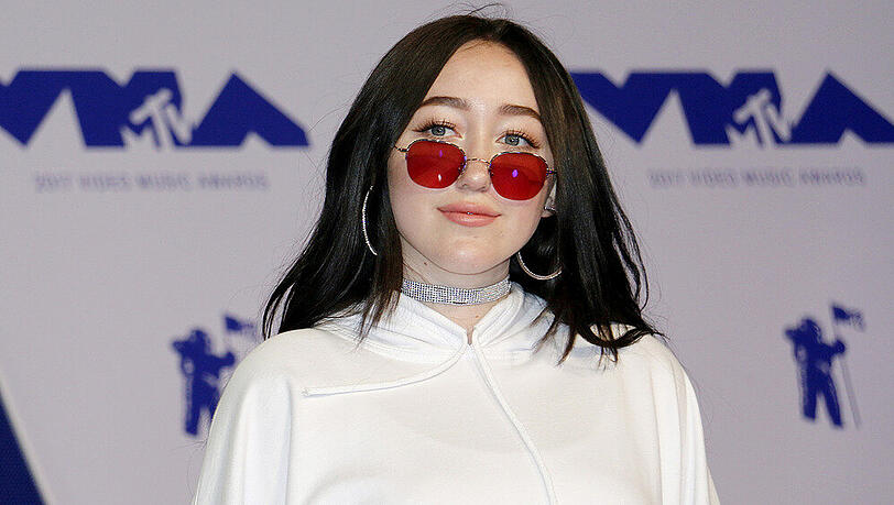 Noah Cyrus flirtet offenbar mit Machine Gun Kelly Noah Cyrus flirtet offenbar mit Machine Gun Kelly