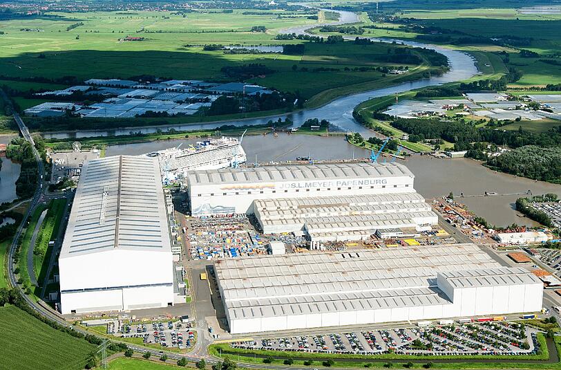 Die Papenburger Meyer Werft ist seit 1795 in Familienbesitz. Sie hat sich mit dem Bau von Kreuzfahrtschiffen weltweit einen Namen gemacht. Foto: Ingo Wagner/