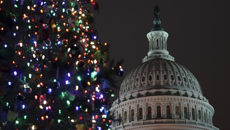Ein Weihnachtsbaum vor dem Kapitol in Washington. Ein Weihnachtsbaum vor dem Kapitol in Washington.