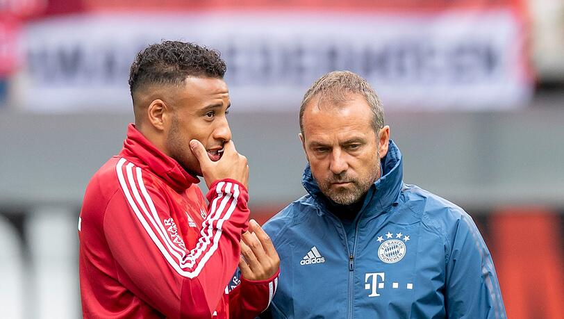 Nur Zweite Wahl? Corentin Tolisso im Gespräch mit Hansi Flick (r.). Nur Zweite Wahl? Corentin Tolisso im Gespräch mit Hansi Flick (r.).