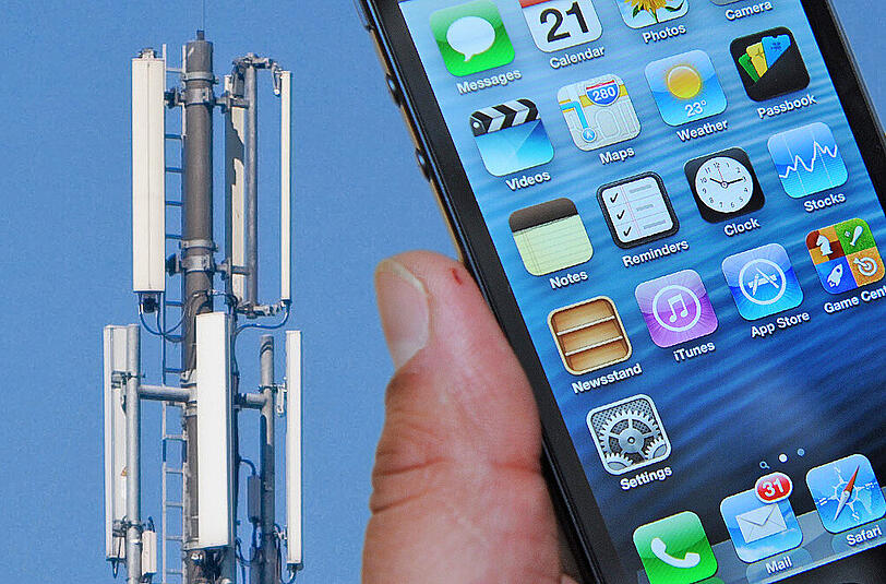 Übers Smartphone ins Internet: Neben der Gesprächsqualität untersuchten die Tester auch, wie schnell die Netze beim mobilen Surfen sind.