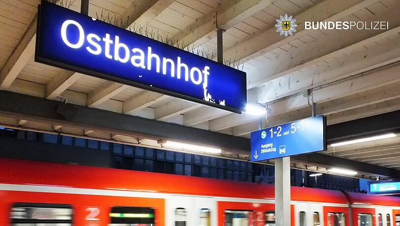 Am Ostbahnhof prügelten sich zwei Männer. (Archivbild)
