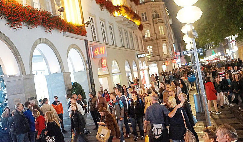 Gut was los: Die Fußgängerzone in der Innenstadt