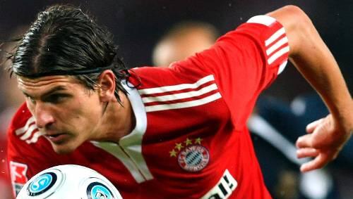 Bayern-Stürmer Mario Gomez: Er hat mehr Ablöse gekostet, als der Gesamtetat des 1. FC Nürnberg beträgt. Bayern-Stürmer Mario Gomez: Er hat mehr Ablöse gekostet, als der Gesamtetat des 1. FC Nürnberg beträgt.