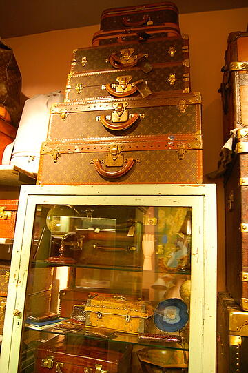 Die schönsten Münchner Second-Hand-Geschäfte: Hier: Sams & Son, Frauenhoferstraße 23, www.alte-koffer.de