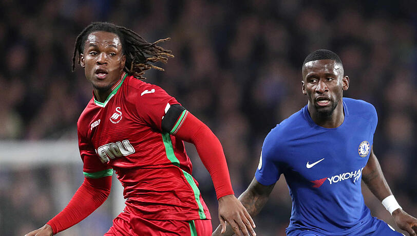 Auch die Zeit bei Swansea City war für Sanches wenig erfolgreich. Auch die Zeit bei Swansea City war für Sanches wenig erfolgreich.