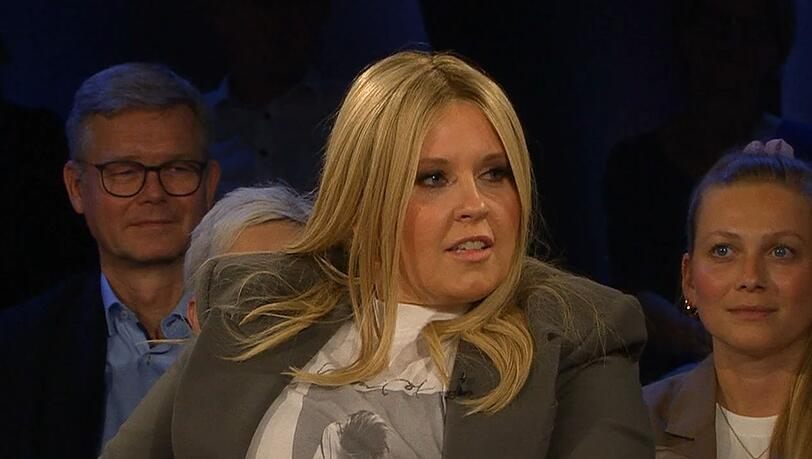 In der "NDR Talk Show" sprach Maite Kelly unter anderem über ihre Familie und die anstehende Arena-Tour. In der "NDR Talk Show" sprach Maite Kelly unter anderem über ihre Familie und die anstehende Arena-Tour.