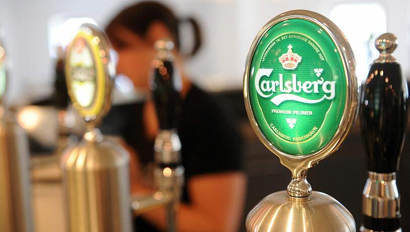 Carlsberg versucht es mit einer neuen Strategie. Foto: Marcus Brandt Carlsberg versucht es mit einer neuen Strategie. Foto: Marcus Brandt