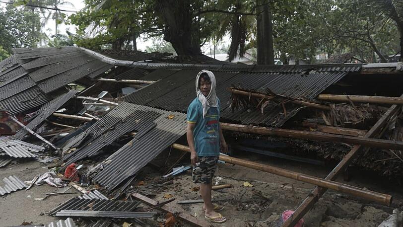 Eine Tsunami-Katastrophe auf den indonesischen Inseln Sumatra und Java hat viele Menschen das Leben gekostet und schwere Schäden angerichtet...