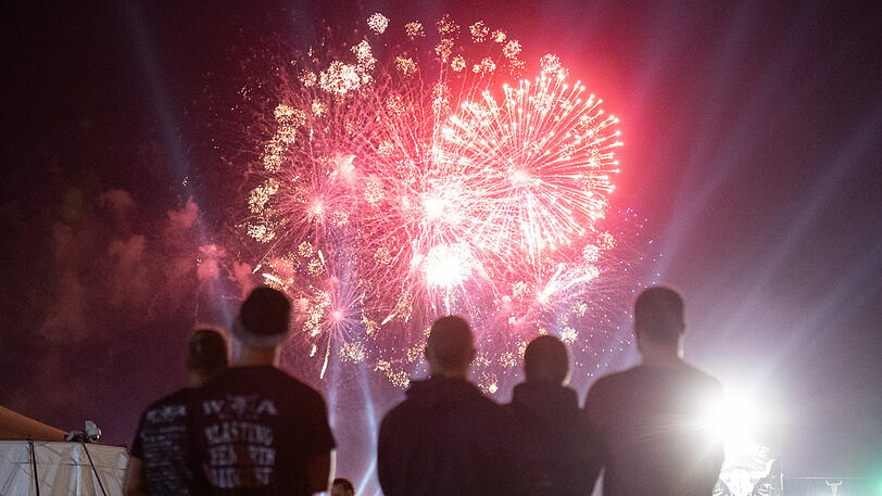 Zum Abschluss des Wacken-Festivals gab's ein ordentliches Feuerwerk.