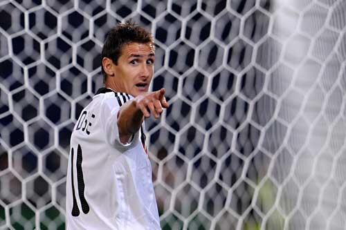 Zeigte der DFB-Elf nach der Pause die Richtung an: Miroslav Klose