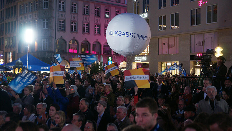 Kurz vor der Bundestagswahl war Kanzlerin Angela Merkel noch in München zu Gast - die Bilder vom Marienplatz.