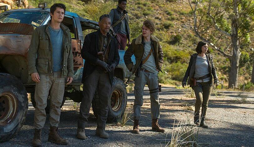 Thomas (Dylan O' Brien, links) und die anderen Überlebenden treten eine gefährliche Mission an.