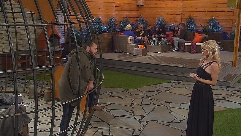 Mehr Bilder von Tag 1 im Big Brother Haus.