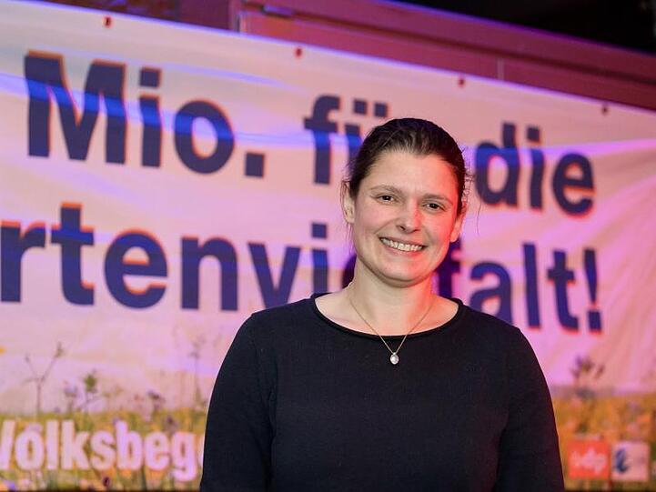 ÖDP feiert am Aschermittwoch die Bienen: und sich selbst. Foto: Sven Hoppe/dpa