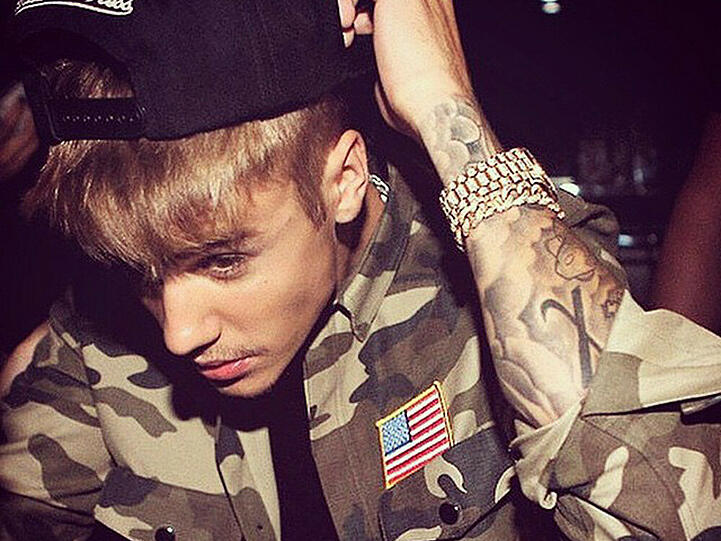 Dank seiner Bodyguards kommt Justin Bieber mal wieder glimpflich davon