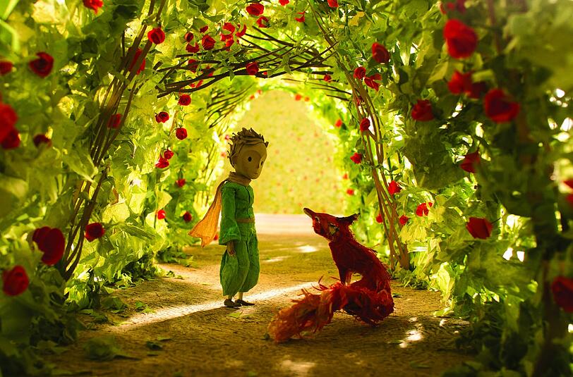 Die Phantasiewelt, in der der kleine Prinz lebt, ist im Film anders animiert als die reale Welt &ndash; und sie ist besonders schön.