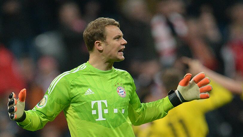 MANUEL NEUER - NOTE 3 - Langweilte sich 45 Minuten lang. Beim Gegentor wohl chancenlos, Riesen-Parade gegen Reus (82.). Traf beim Elfmeterschießen die Latte. MANUEL NEUER - NOTE 3 - Langweilte sich 45 Minuten lang. Beim Gegentor wohl chancenlos, Riesen-Parade gegen Reus (82.). Traf beim Elfmeterschießen die Latte.