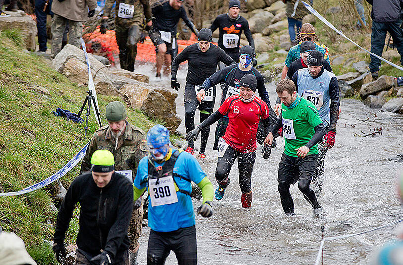 Der Hindernislauf für die ganz Harten: Bilder vom Braveheart-Battle 2016 in Bischofsheim a.d. Rhön.
