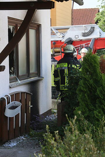 Das Haus in Garching wurde durch die Explosion stark beschädigt - der Schaden beträgt rund 100.000 Euro.
