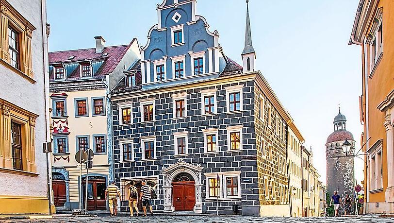 In Görlitz drehte der US-Regisseur Quentin Tarantino Szenen für seinen Film "Inglourious Basterds". In Görlitz drehte der US-Regisseur Quentin Tarantino Szenen für seinen Film "Inglourious Basterds".