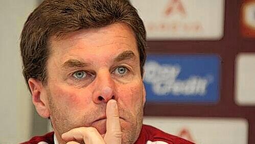 "Kein Hurra-Stil wie gegen Mainz."Club-Trainer Dieter Hecking warnt seine Mannschaft vor den angeschlagenen Wolfsburgern, denn: "Gerade das macht sie so gefährlich." "Kein Hurra-Stil wie gegen Mainz."Club-Trainer Dieter Hecking warnt seine Mannschaft vor den angeschlagenen Wolfsburgern, denn: "Gerade das macht sie so gefährlich."