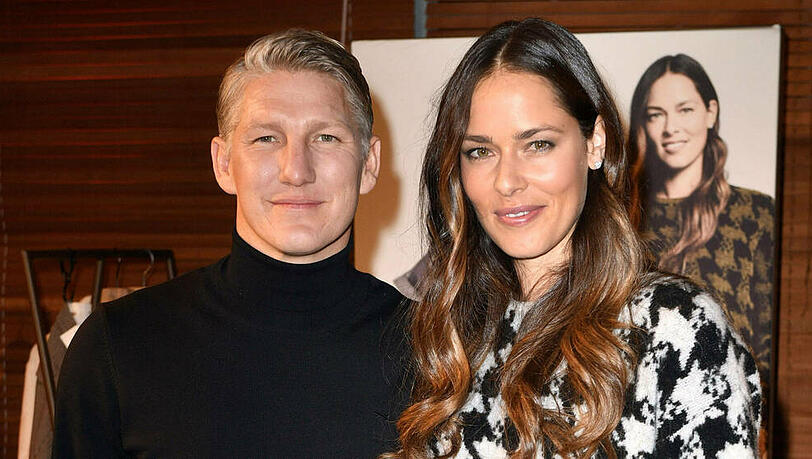 Bastian Schweinsteiger und Ana Ivanovic sind seit 2016 verheiratet. Bastian Schweinsteiger und Ana Ivanovic sind seit 2016 verheiratet.