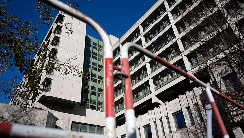 Das Landgericht München I wertet vier Schüsse auf einen Handydieb als versuchten Totschlag.
