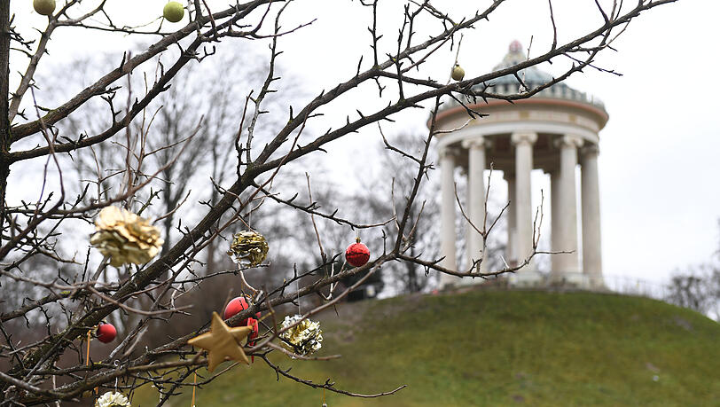 Ein Weihnachtsspaziergang im Englischen Garten führte einen Münchner und seine Tochter zu einer Bombe.