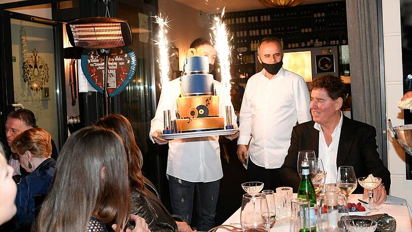 Jack White mit Torte