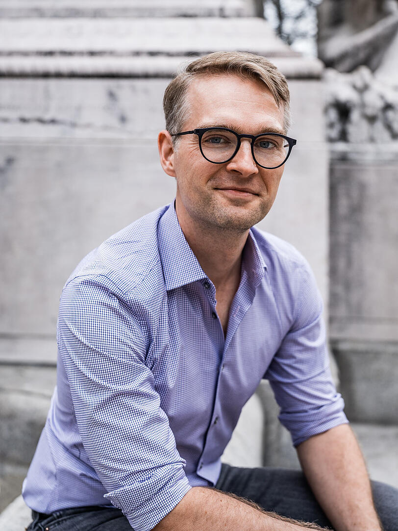Der gebürtige Würzburger Julian Heißler, Jahrgang 1983, berichtet seit Anfang 2018 vor allem für die „Wirtschaftswoche“ aus Washington. Davor war er bundespolitischer Korrespondent für unterschiedliche Medien wie SWR und Tagesschau.de. Der gebürtige Würzburger Julian Heißler, Jahrgang 1983, berichtet seit Anfang 2018 vor allem für die „Wirtschaftswoche“ aus Washington. Davor war er bundespolitischer Korrespondent für unterschiedliche Medien wie SWR und Tagesschau.de.