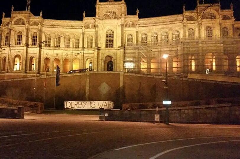 Der Ama-Derby des TSV 1860 II und FC Bayern II wirft seine Schatten voraus. Die Löwen-Fans ließen bereits im Vorfeld Banner und Worte in der Münchner Innenstadt sprechen.