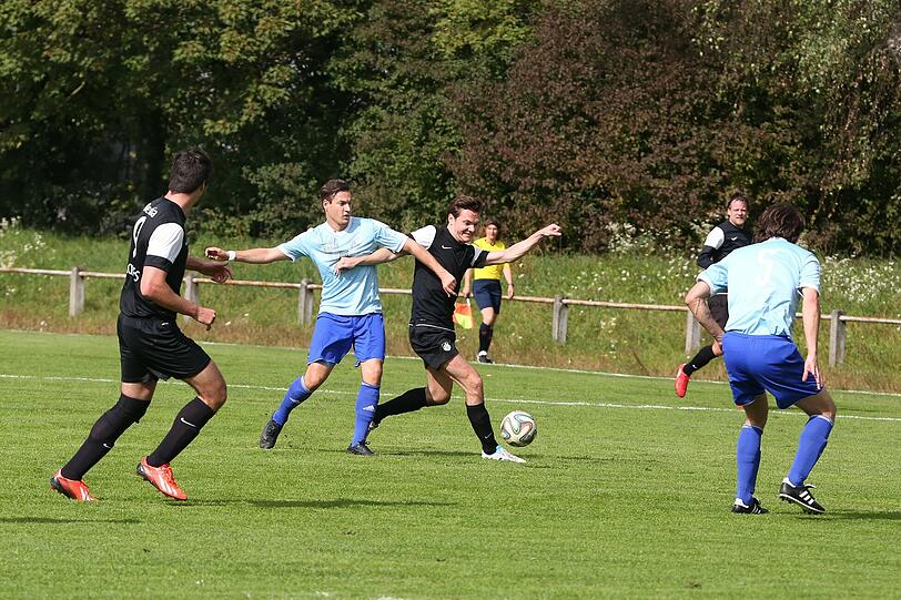 AZ-Cup 2014: Die Bilder vom Freizeitkicker-Finale.