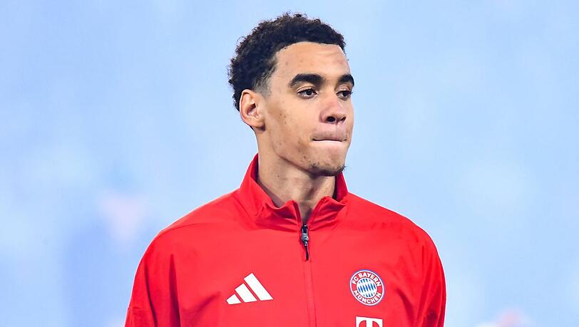 Jamal Musiala erklärte auf Instagram den Hintergrund seiner Kollapse. Jamal Musiala erklärte auf Instagram den Hintergrund seiner Kollapse.