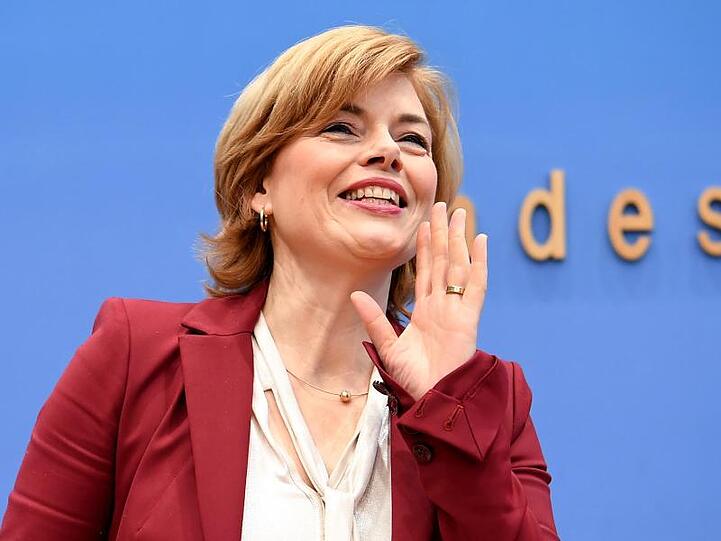 Julia Klöckner (CDU), Bundesagrarministerin, stellt den Ernährungsreport 2019 "Deutschland, wie es isst" vor.