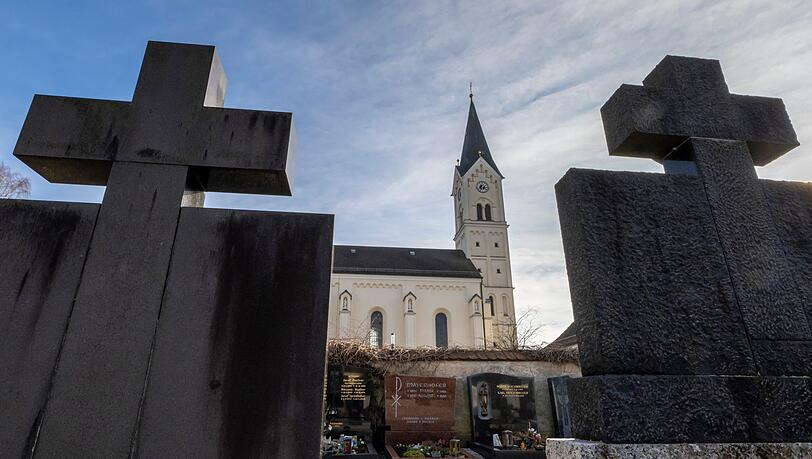 Die Tat, um die es in dem Verfahren geht, soll sich in Garching an der Alz ereignet haben. (Archivbild) Die Tat, um die es in dem Verfahren geht, soll sich in Garching an der Alz ereignet haben. (Archivbild)