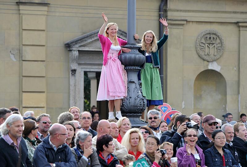 Trachten- und Schützenumzug zum Oktoberfest 2012: Die Bilder aus München