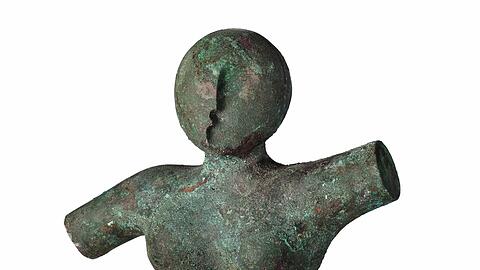 Naum Slutzky (1894-1965), Weibliche Büste, vor 1931, Zustand nach Reinigung 10/2010, Bronze, Höhe: 15,5 cm.