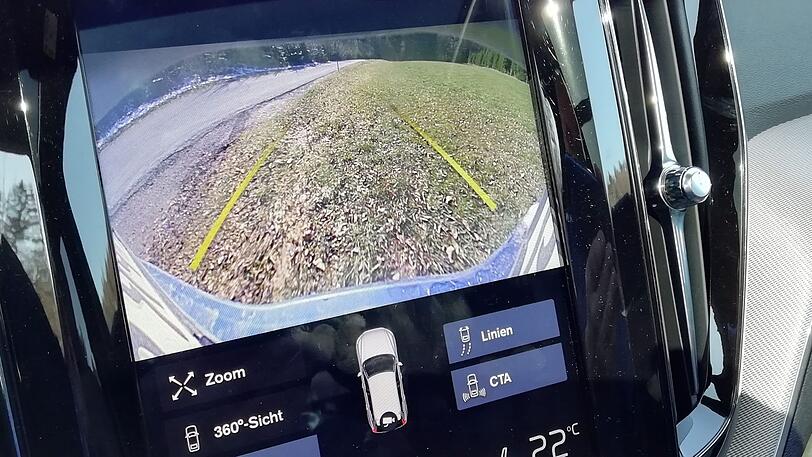 Den praktischen Rundum-Blick gibt es als Extra in Verbindung mit dem Parkassistenz-Paket.