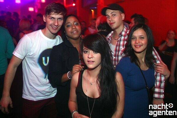 Jeden Samstag heißt es in der Nachtgalerie: Es gibt nur ein Gas&hellip;VOLLGAS! Auch diesen Samstag wurde auf dem Dancefloor wieder ausgelassen gefeiert.